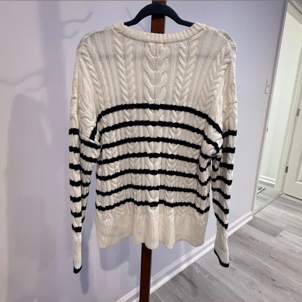 NWT Philosophy Cable Knit Sweater Size Large 23” PTP MSRP $98 Coastal Chic Cozy - Picture 6 of 8